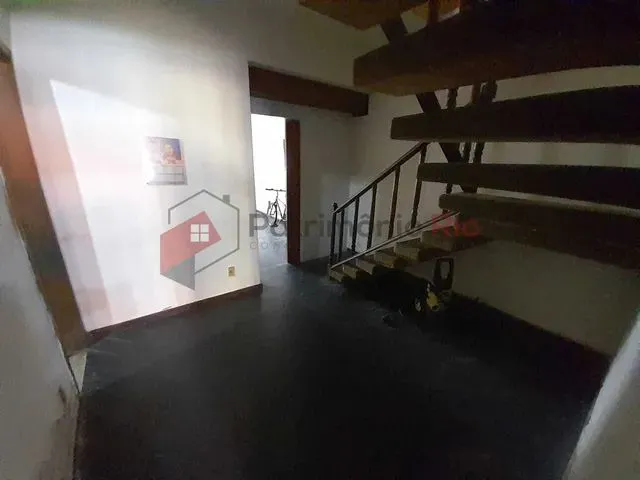 Imagem 10: Boa Casa Duplex, Penha, com 3 Quartos Sendo 2 Suítes, Varandão, 3 Vagas, Piscina