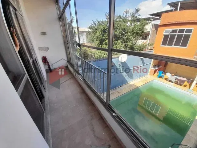 Imagem 5: Boa Casa Duplex, Penha, com 3 Quartos Sendo 2 Suítes, Varandão, 3 Vagas, Piscina