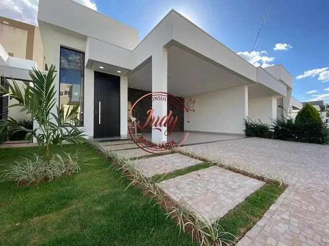 Imagem: Linda Casa Térrea em Condomínio com Belíssimo
