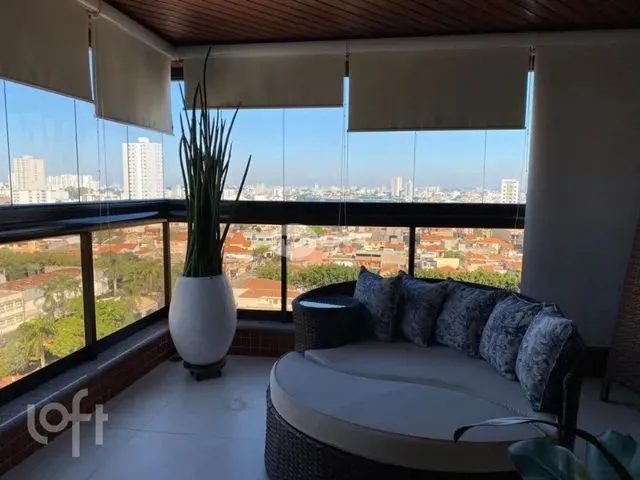 Imagem: O apartamento possui 4 Dormitórios, 3 Suítes, 1 Banheiro,