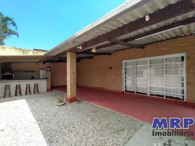 Imagem: Casa a Venda em Ubatuba. Localizada a 400