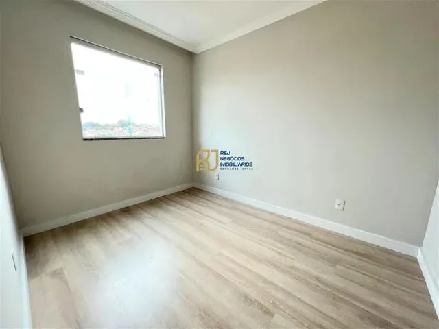 Imagem 8: Apartamento À Venda - 3 Quartos Sendo 1 Suíte com Varanda - Sala com Varanda - 1 Vaga