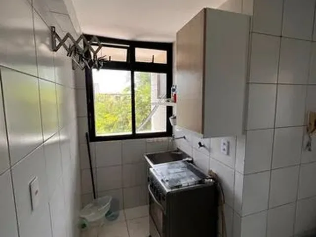 Imagem 4: Apto com Dois Quartos Sendo Um Suíte, Nascente, com Armários Projetados