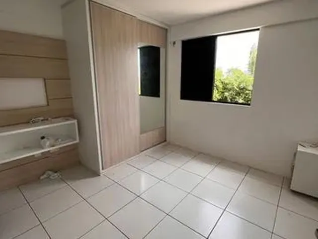 Imagem 7: Apto com Dois Quartos Sendo Um Suíte, Nascente, com Armários Projetados
