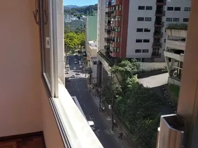 Imagem: Alugo Apto 3 Quartos com Garagem no Centro