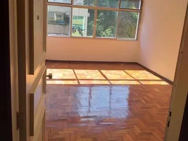 Imagem 14: Alugo Apto 3 Quartos com Garagem no Centro