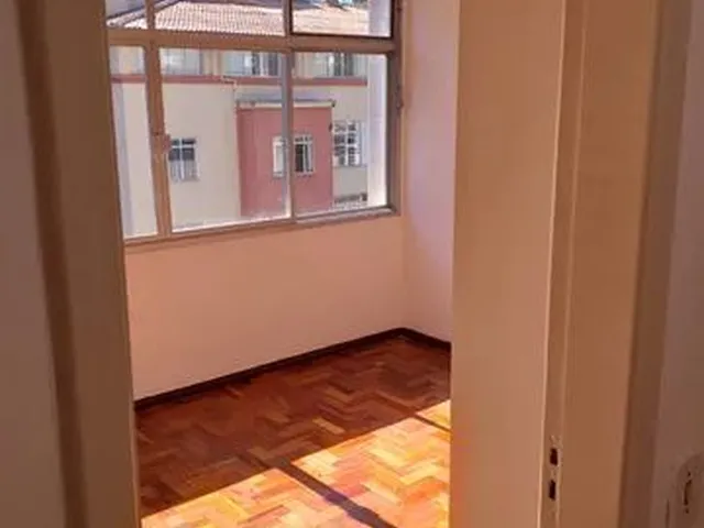 Imagem 10: Alugo Apto 3 Quartos com Garagem no Centro