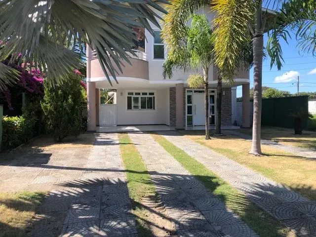 Imagem: Alugo Casa com Piscina no Quintas
