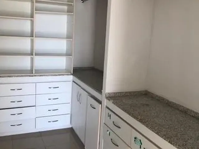 Imagem 3: Alugo Casa com Piscina no Quintas