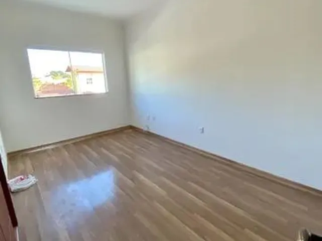 Imagem 3: Cód.: 931 - Casa com 4 Suítes e 5 Vagas de Garagem, À Venda em Condomínio Fechado, No