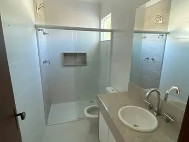 Imagem 13: Cód.: 931 - Casa com 4 Suítes e 5 Vagas de Garagem, À Venda em Condomínio Fechado, No