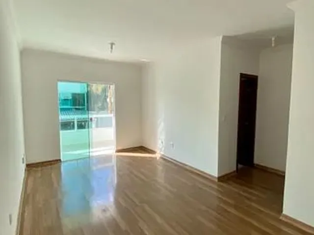 Imagem 11: Cód.: 931 - Casa com 4 Suítes e 5 Vagas de Garagem, À Venda em Condomínio Fechado, No