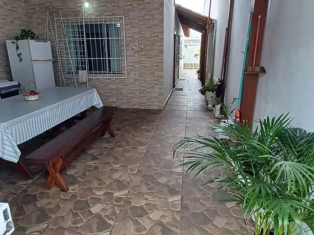 Imagem 2: Casa com Piscina no Início do Bairro Belo Horizonte