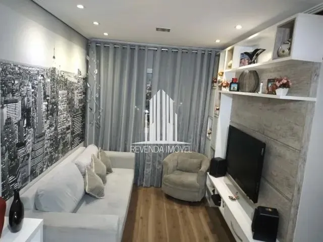 Imagem: O apartamento possui 3 Dormitórios, 1 Banheiro, 1 Vaga na