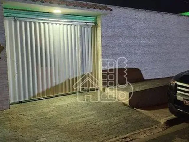 Imagem: Casa com 4 Quartos À Venda, 252 M² por