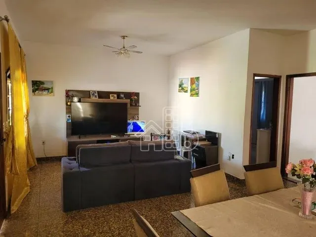 Imagem: Casa com 4 Dormitórios À Venda, 192 M²