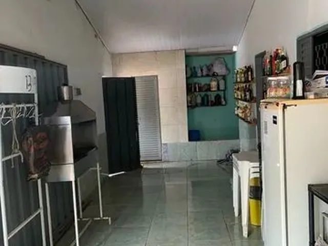 Imagem 12: Casa com Barracão no Fundo Trindade Dona Íris 2