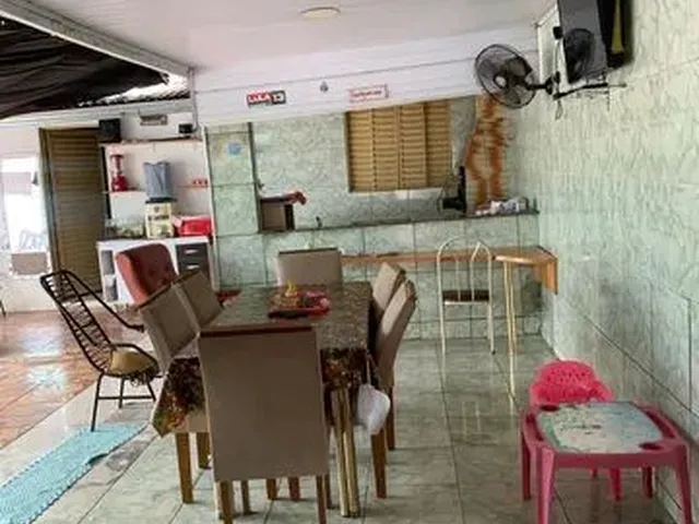 Imagem 9: Casa com Barracão no Fundo Trindade Dona Íris 2