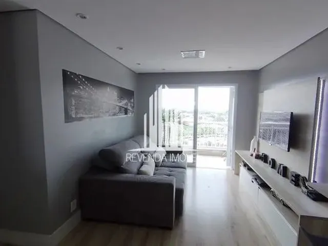 Imagem: O apartamento possui 2 Dormitórios, 2 Banheiros, 1 Vaga na