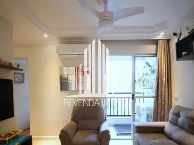 Imagem: O apartamento possui 2 Dormitórios, 1 Banheiro, 1 Vaga na