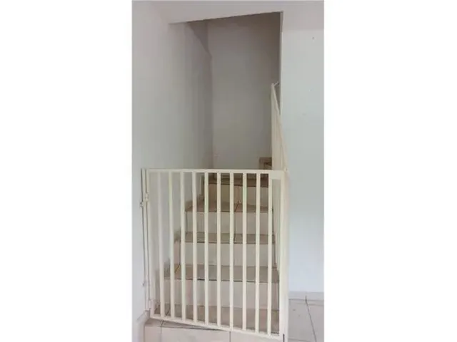 Imagem 10: Casa com Três Quartos e Cobertura!!!