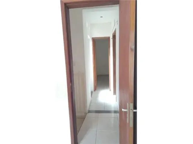 Imagem 5: Casa com Três Quartos e Cobertura!!!