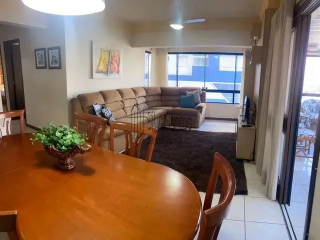 Imagem: Apartamento de Três Dormitórios Ref