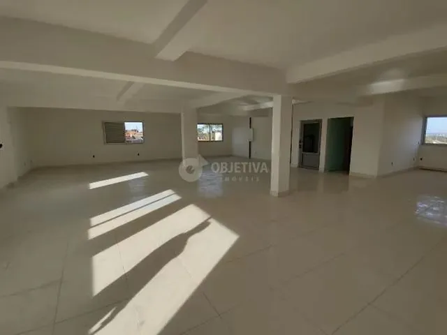 Imagem: Prédio Comercial em Excelente Localização