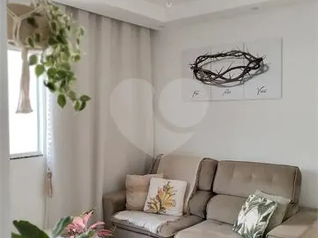 Imagem: A casa possui 2 Dormitórios, 3 Banheiros, 3 Vagas na
