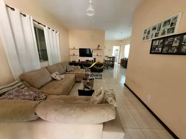 Imagem: Casa À Venda no Bairro Cenaculo - Belo