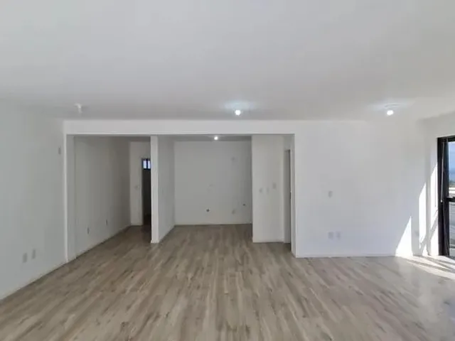 Imagem 5: Sala Comercial com Vista para o Mar na Orla de Coqueiros - Florianópolis