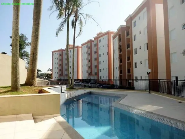 Imagem: O apartamento possui 2 Dormitórios, 1 Suíte, 2 Banheiros,