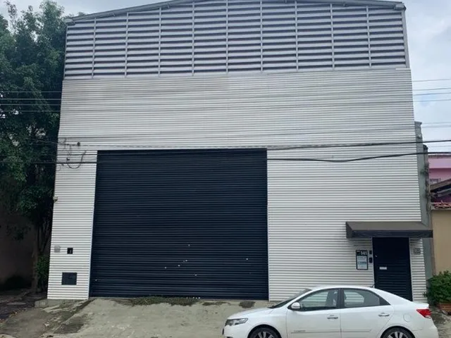Imagem: Lindo Galpão com 250 M2 de Área Construída