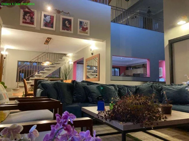 Imagem: Excelente Casa com Ótimo Acabamento. Próximo