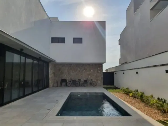 Imagem: Casa À Venda no Condomínio Alphaville