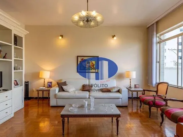 Imagem: Casa com 5 Dormitórios À Venda, 371 M²
