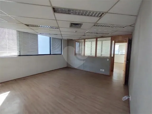 Imagem: Conjunto Comercial em Ótima Localização!