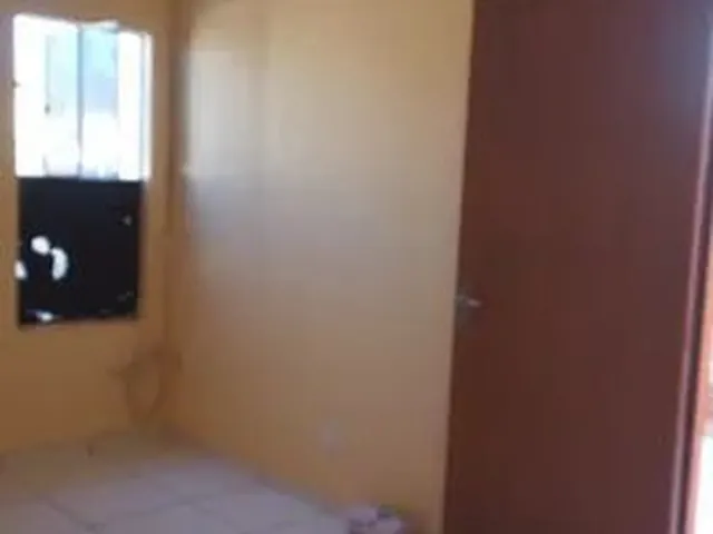 Imagem 4: Samara - Alugo - Casa 3 Quartos Sendo Uma Suite - Zona Leste !!!