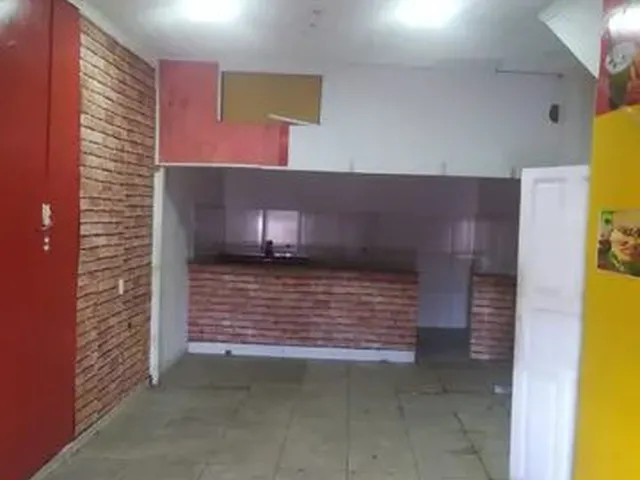 Imagem 3: Prédio/Edifício Inteiro para Venda com 550 Metros Quadrados com 4 Quartos