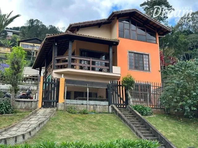Imagem: Casa com 3 Dormitórios À Venda, 212 M²