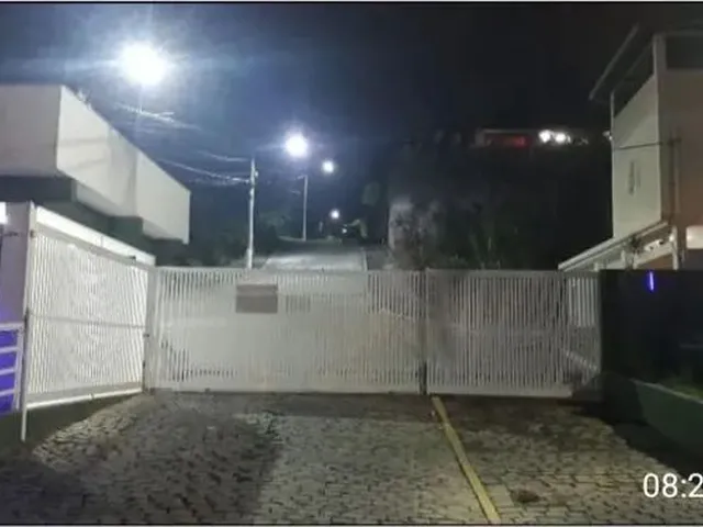 Imagem: O terreno possui 200m² de Área e está localizado em