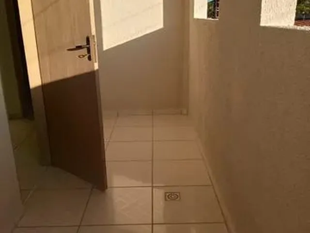 Imagem: Vendo Um Primeiro Andar com Quatro Casas