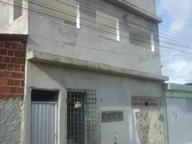 Imagem 5: Vendo Um Primeiro Andar com Quatro Casas