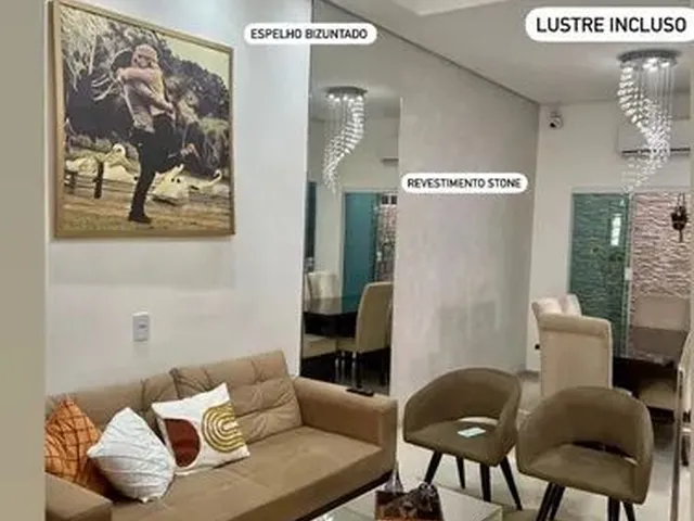 Imagem: A casa possui 3 Dormitórios, 3 Banheiros, 4 Vagas na