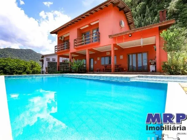 Imagem: Casa em Ubatuba, com Vista Mar. Praia da