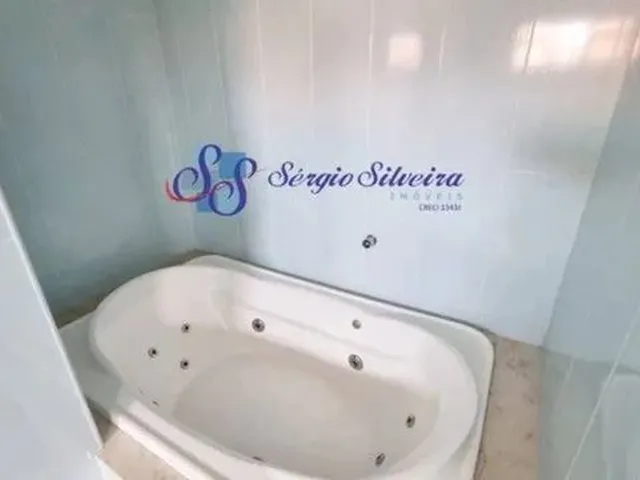 Imagem 3: Casa com Piscina, Deck com Churrasqueira Próxima a W. Soares 4 Suítes José de Alencar