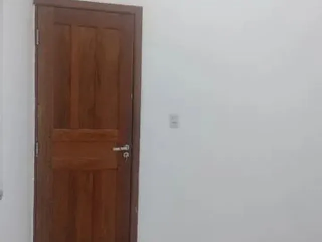 Imagem 1: Ótima Casa: de 2/4 Próximo Ao It Center, Bairro da Sacramenta