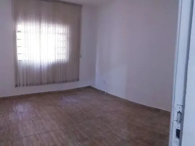 Imagem 15: Casa Bem Localizada