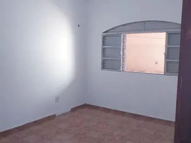 Imagem 11: Casa Bem Localizada