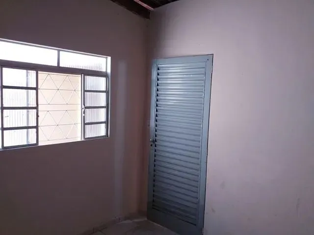 Imagem 16: Casa Bem Localizada